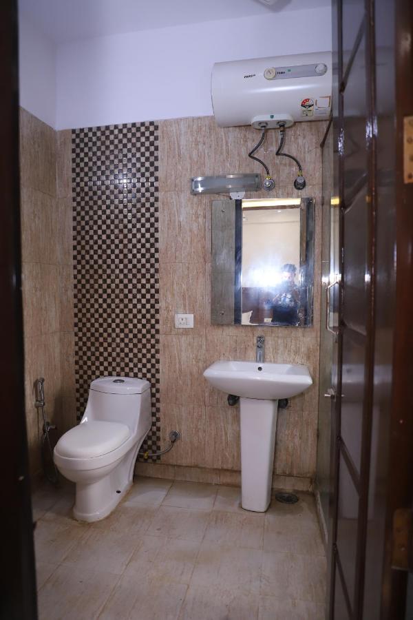 Lyf Corporate Suites - Noida Sector 19 المظهر الخارجي الصورة